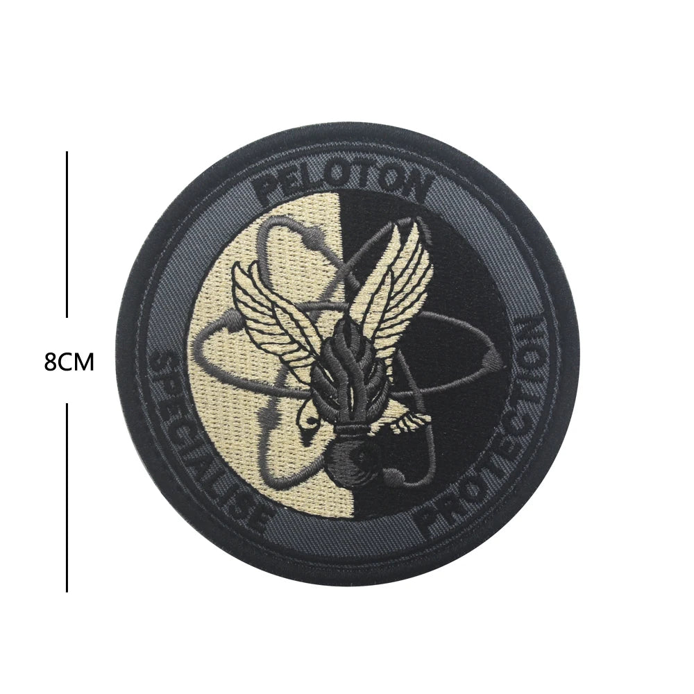 Patch Tactique France GIGN Infrared – Brodé avec Drapeau et Effet Réfléchissant IR - BLACKBEARD OUTDOOR INDUSTRIES