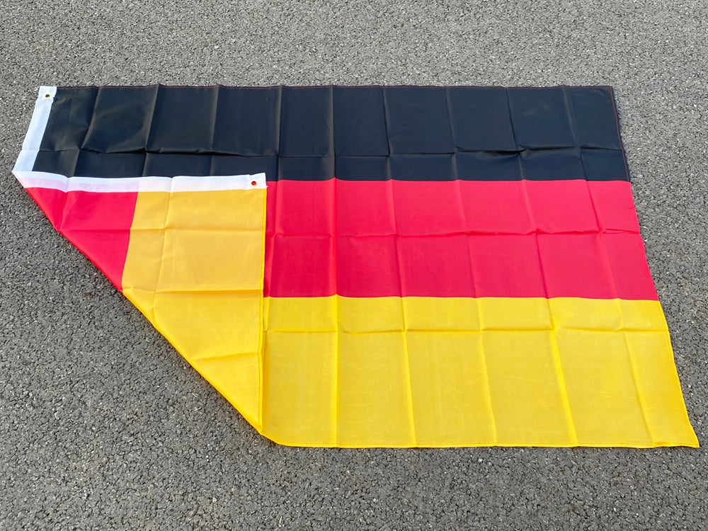 Drapeau de l'Allemagne (Noir, Rouge, Jaune) 90x150 cm - Bannière en Polyester Suspendue pour Décoration BLACKBEARD OUTDOOR INDUSTRIES